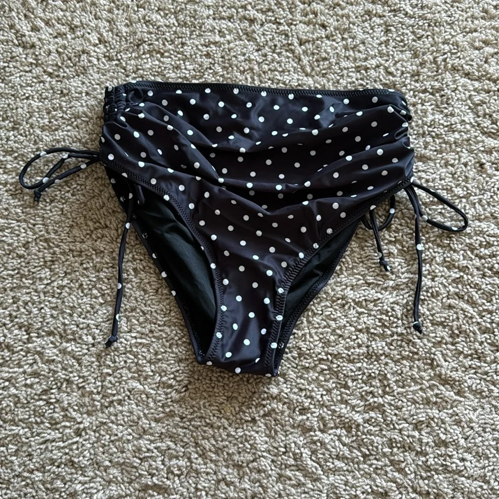 022 NWT Aqua Eve Women High‎ Waisted Twist Front Lace Up Back Bikini - Size: S